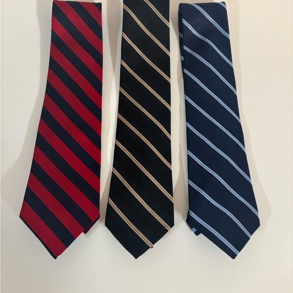 Stafford & IZOD Men’s Striped Silk Tie Bundle – Classic Navy, Red, Black Set - Picture 1 of 7
